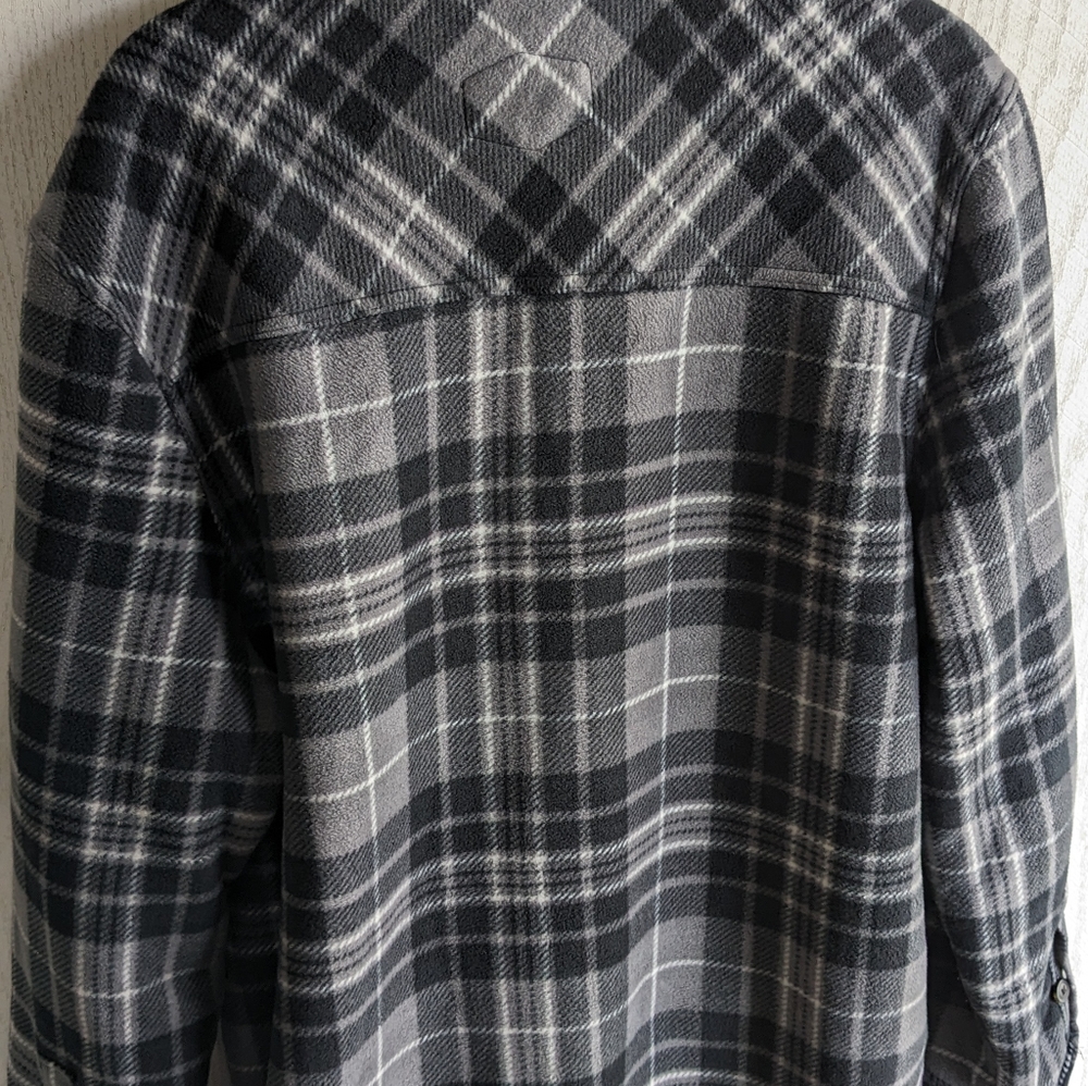 Nice flannel jacket - Picture 4 of 4